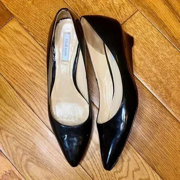 Cole Haan Patent Leather Women's Wedge Pump - Picture 5 of 6